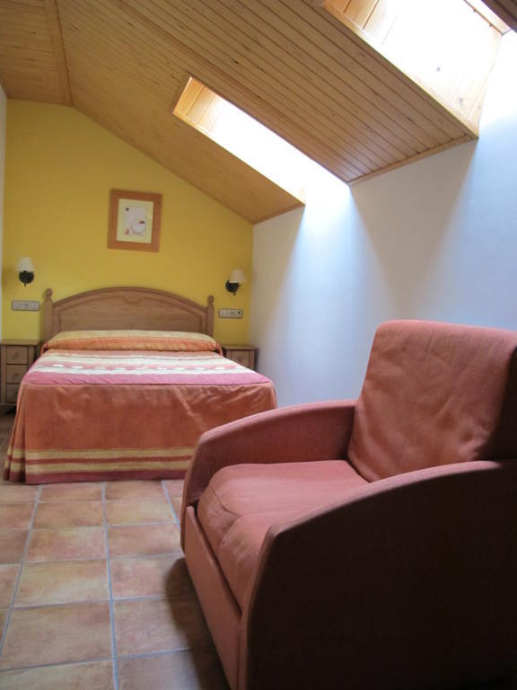 Apartamentos Casa Espanol Broto Værelse billede