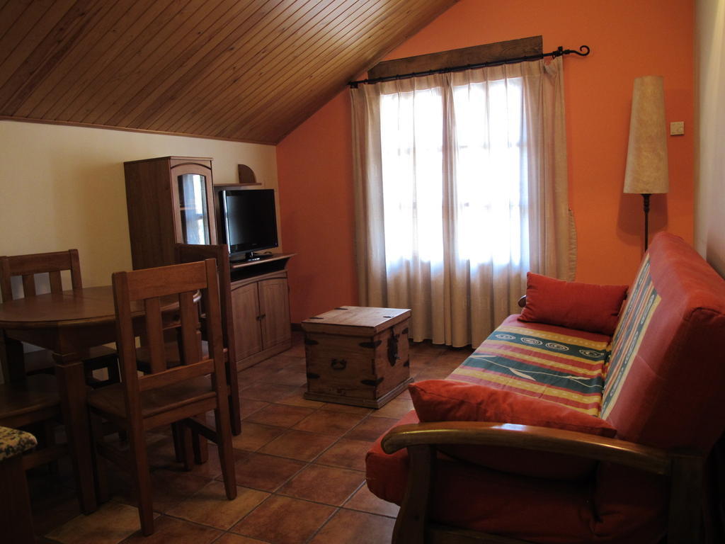 Apartamentos Casa Espanol Broto Eksteriør billede